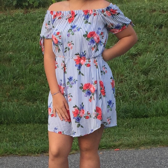 Rue21 Dresses & Skirts - Off the shoulder dress Rue21 Dresses & Skirts - Off the shoulder dress